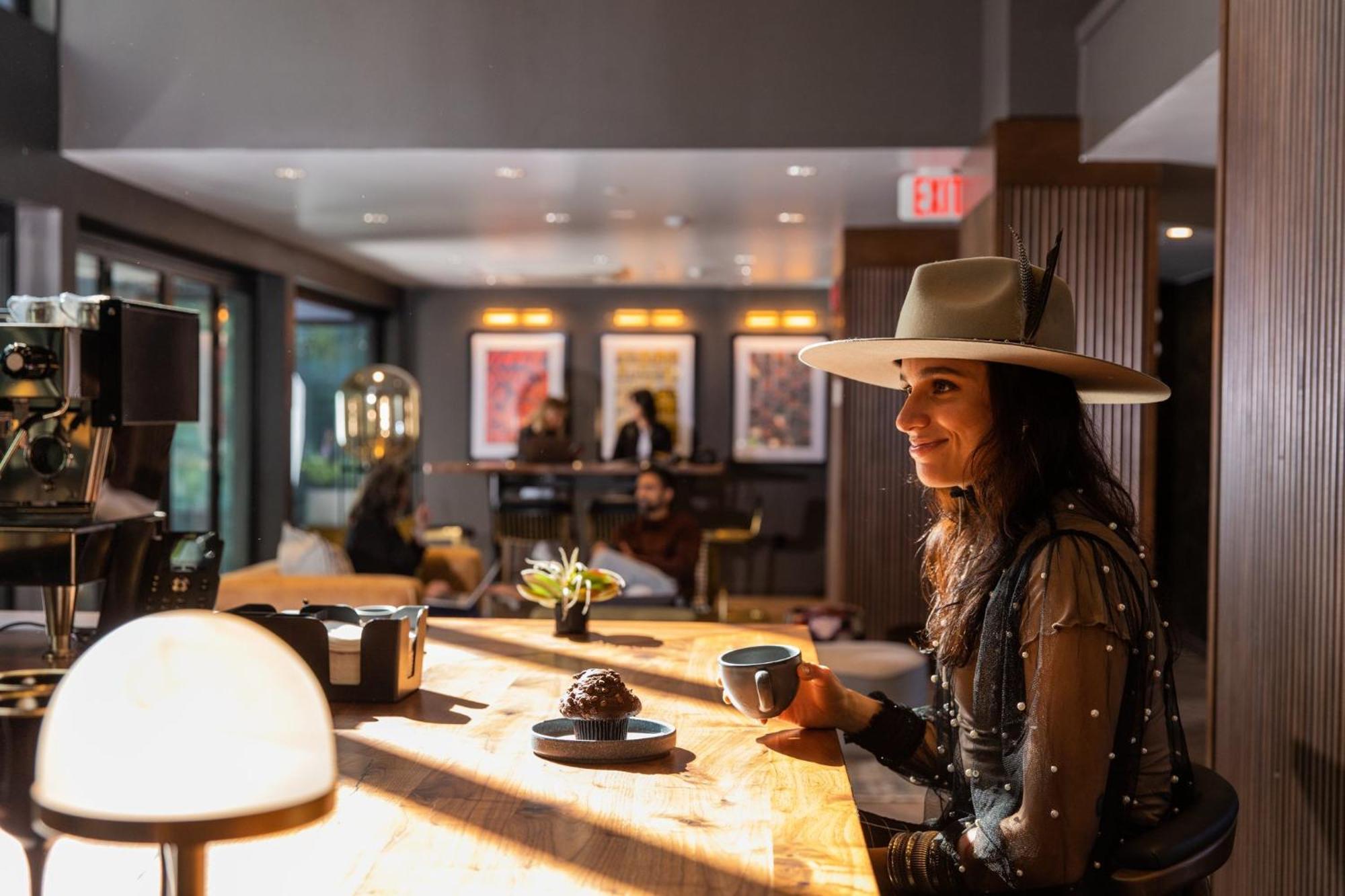 Отель Voco The Darwin - Atlanta Midtown By Ihg Экстерьер фото