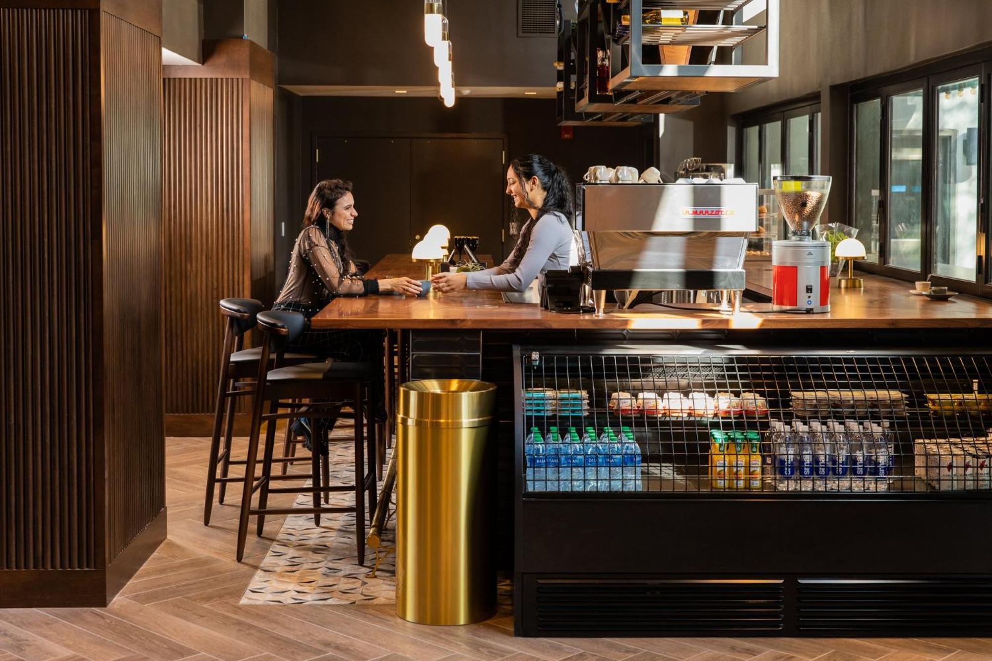 Отель Voco The Darwin - Atlanta Midtown By Ihg Экстерьер фото